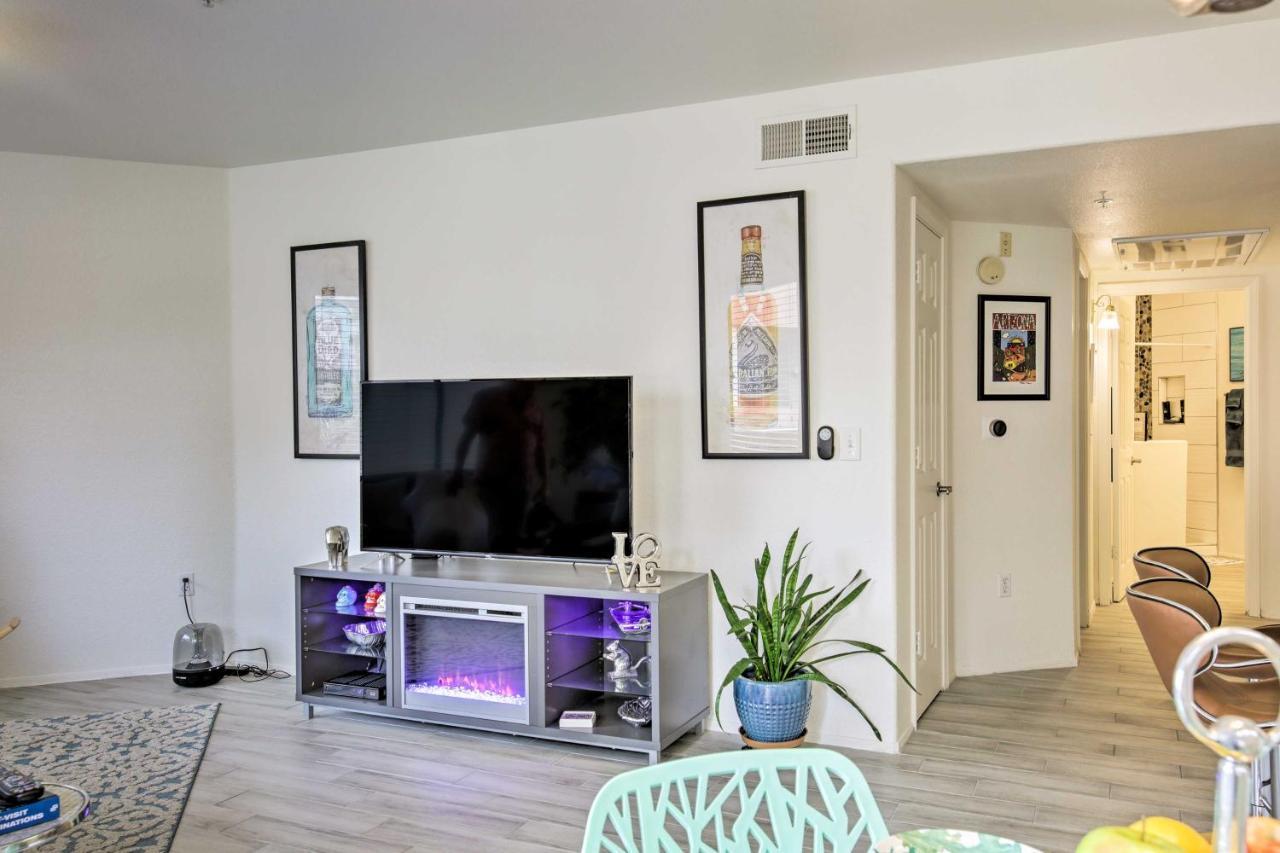 Modern Condo With Pool About 3 Mi To Downtown Phoenix! Exterior photo